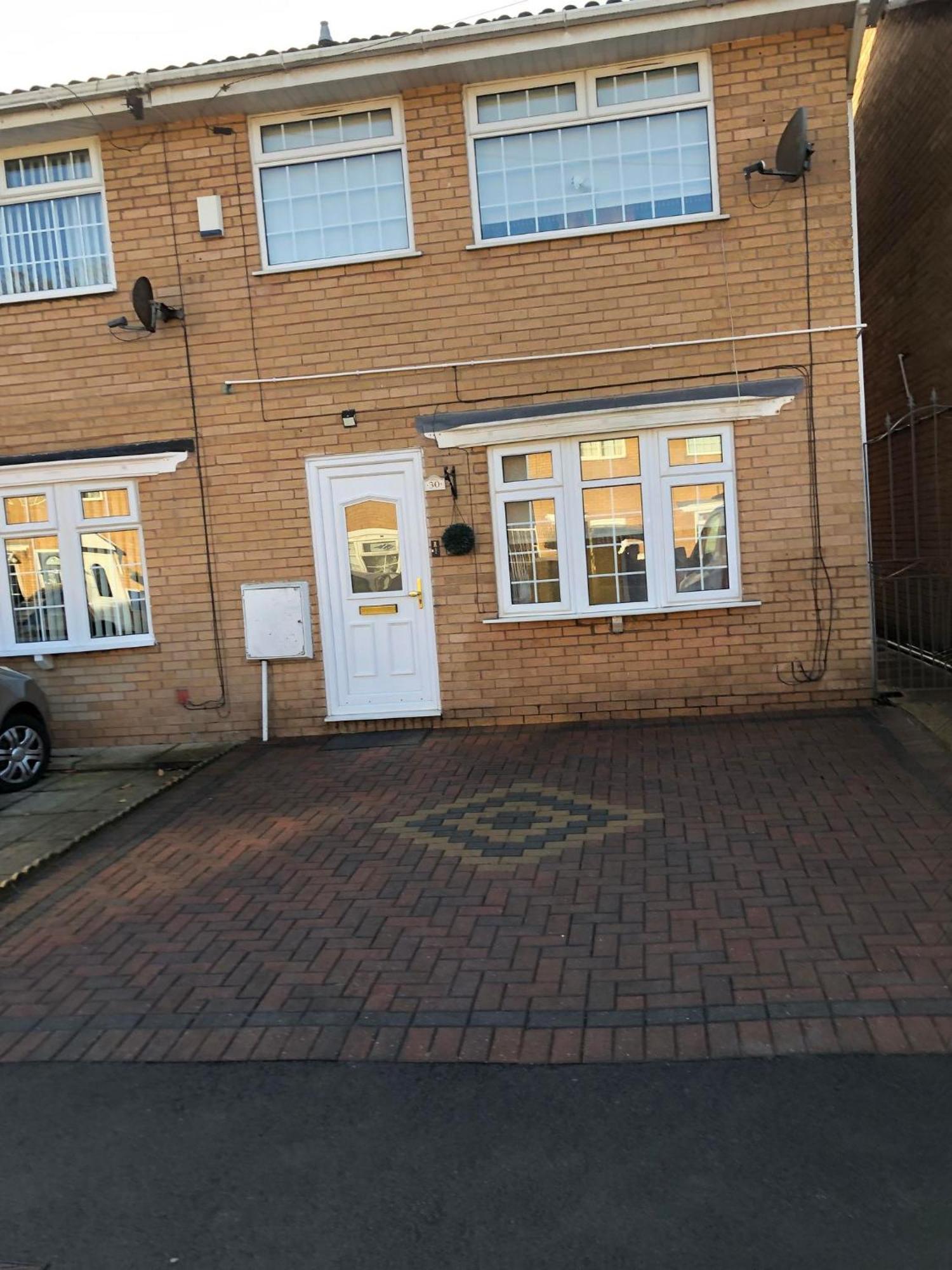 Liverpool Home With Free Parking West Derby Eksteriør billede